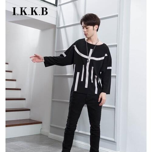 The Korean version of mens trendy sweater is versatile, loose personality, versatile, handsome and casual