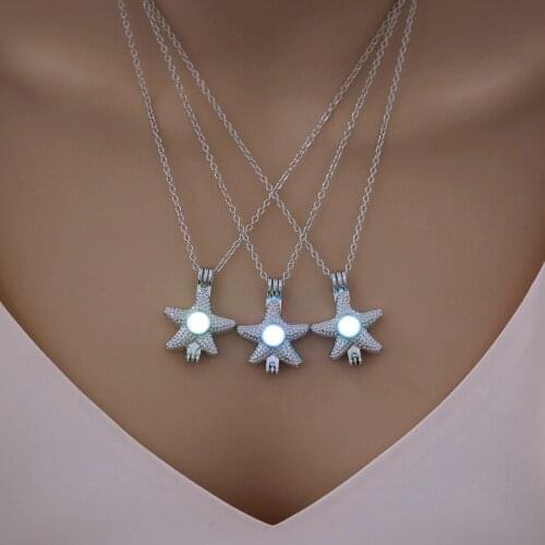 Glowing Jewelry with Silver Color Locket Luminous Stone Starfish Shaped Glow in the Dark Pendant Necklace for Women Gift
