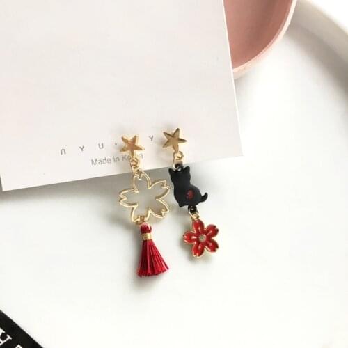 Asymmetric Chinese Japanese Style Red Sakura Clip on Earrings Enamel Cute Black Cat Earrings Clip On Women Girls