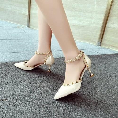2021 New Pumps Fashion Rivet Ladies Pointed Shallow Mouth High Heel Single Shoes Womens Summer Style Sandals Gladiator