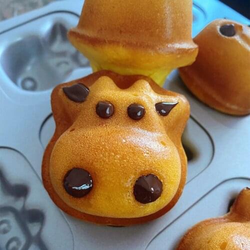 Cartoon animal cake bakeware golden non-stick mini cow/monkey/bear children cake mold