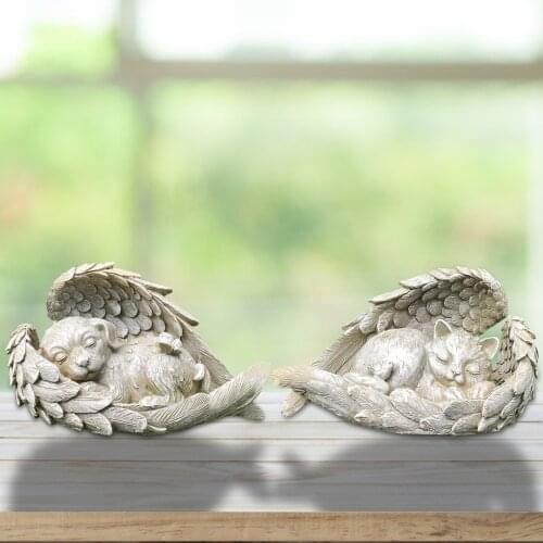 Vintage Resin Dog Cat Angel Wing Garden Decoration Outdoor Courtyard Balcony Resin Cartoons Pet Memorial Tri-bute Statue