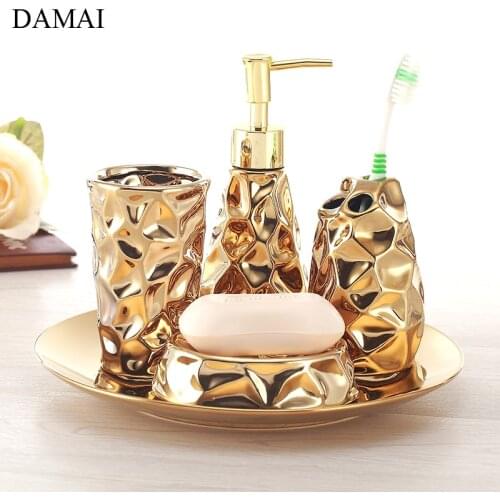 European Luxurious Gilded Ceramic Bathroom Set Creative Golden Toothbrush Holder Soap Box Household Restroom Shower Accessories