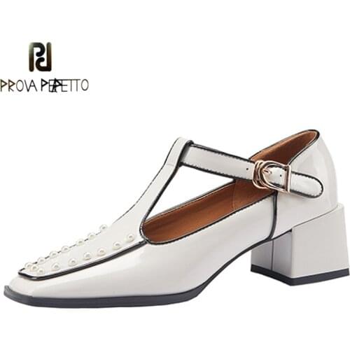 Autumn New Retro Hepburn Word Belt Leather Color Matching Shoes Pearl Shallow Mouth Thick Heel Temperament Mary Jane Sandals