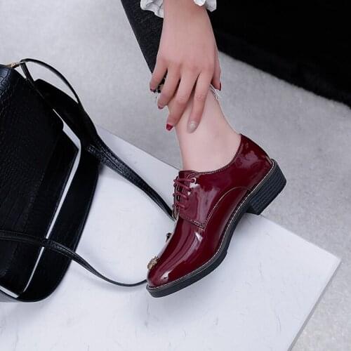 Large leather shoes, womens British style, retro block shoes, new round head single shoes in spring 2020