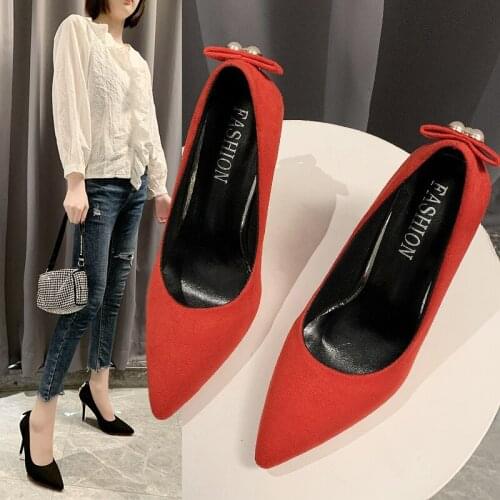 2021 Fashion Ladies Red High Heels Bride Bridesmaid High Heels Pointed Shallow Mouth Rear Pearl Accessories Wedding High Heels