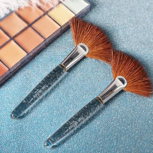 Deluxe TME Series #62 Fan Brush Horse Hair Finished Makeup Powder Brush Fixing Brushes