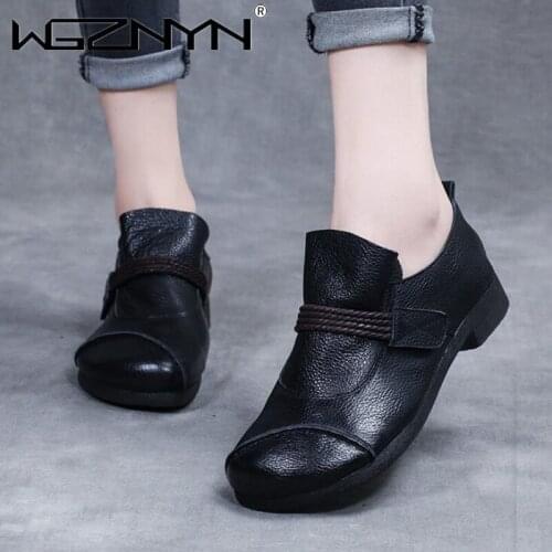 Female Shoes Ethnic Style Womens Retro Soft Genuine PU Leather Flats Shoes 2021 Autumn Patchwork Women Casual Sneakers Loafers