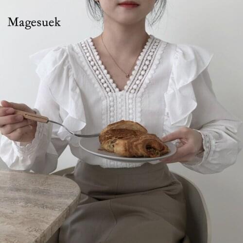 Korean Spring Ruffled Lace Blouse Women Fashion V-Neck Long Sleeve Slim Vintage Shirt Ladies Chic Crochet Lace Solid Tops 13572