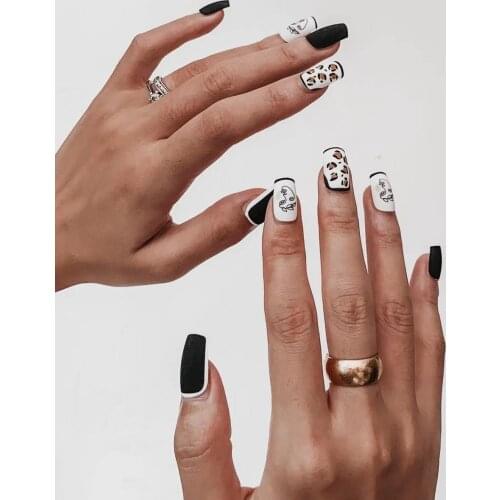 24pcs Fake Nails With Glue Short Rose Red Blooming Nail Stickers Complete Nail Stickers Fake Nails Press On Nails Designs TO