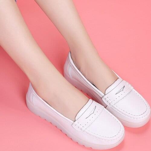 2021 Spring and Summer Nurse Shoes Female Soft-soled Jelly Single Shoes White Leather Shoes Mother Shoes Casual Work Shoes