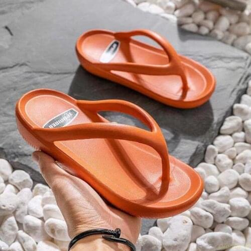 2021 Women Flip Flops Summer Slippers Beach Slides Sandals Soft Sole Thick Bottom Comfort Non-slip Ladies Girls Bathroom Shoes