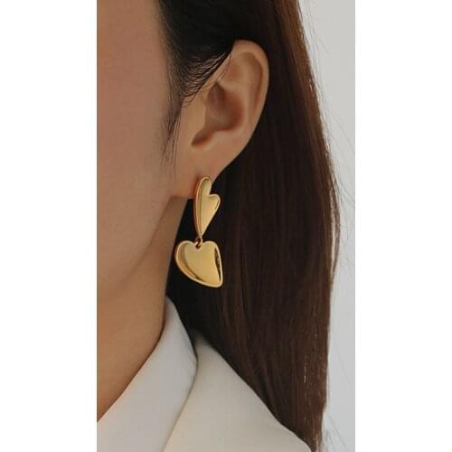 2021 Trend Bump Shiny Irregular Sweet Double Heart Shaped Womens Golden Earrings Exaggerated Light Luxury Jewelry Couple Gifts