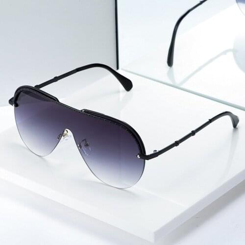 Fashion Siamese Lens Large Frame Sunglasses, Personalized Street Shooting Sunglasses for Men and Women