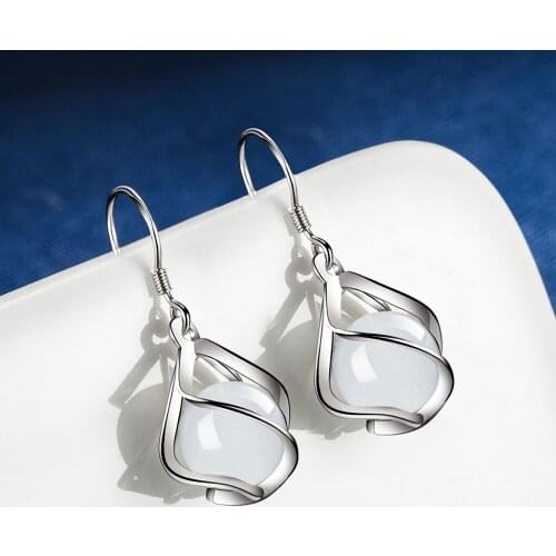 Silver Plated Vintage Opal Earrings White Cats Eye Stone Drop Earrings For Women Earing Jewelry Earings Earring Kolczyki Gift