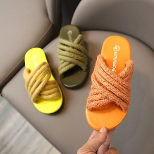 2020 Summer New Fashion Childrens Slippers Retro Hemp Rope Upper Soft Bottom Unisex Sandals Beach Vacation Casual Girls Shoes