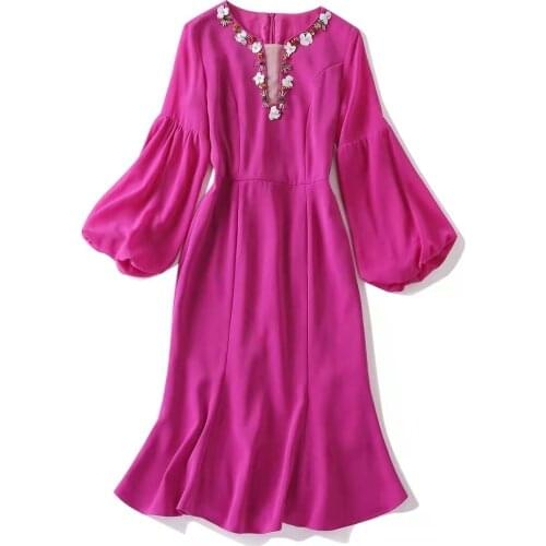 European and American womens wear new autumn 2022 Lantern sleeve long sleeve nail bead V collar Fashionable fishtail dress