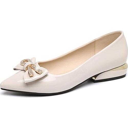 Hot 2020 Spring New Women Shoes Patent Leather Low-heel Shoes Bow Pointed Rhinestone Shoes Fashion Elegant Work Shoes Large Size