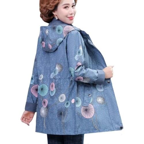 Autumn Female Jacket 2021 New Middle aged Mother Fashion Print Detachable Hooded Coat Plus size 5XL Womens Windbreaker Outwear