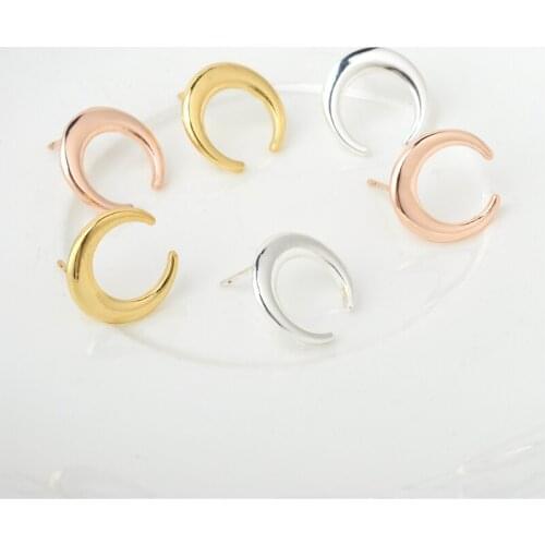 Hot Sale Cute Curved Moon Earring Jewelry Moon Shape Small Fresh Earrings Stud Unique Women Earrings Jewelry