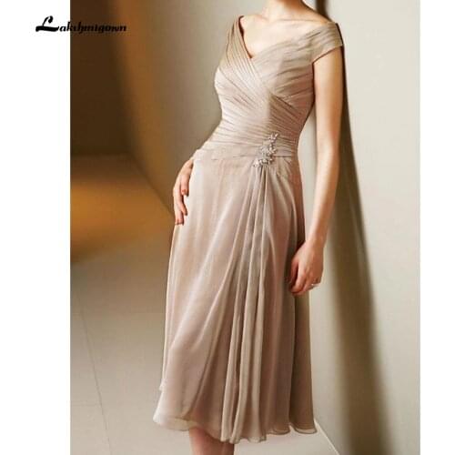 A-Line Mother of the Bride Dress Elegant V Neck Tea Length Chiffon Short Sleeve with Pleats 2021 robe de la mere de la mariee