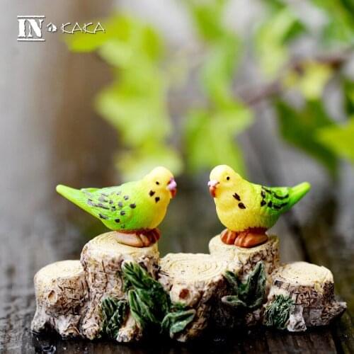 2pcs Mini Cute Parrot Birds Animals Model Micro Fairy Garden Gnomes Decoration Cartoon Figure Toys Miniatures DIY Accessories