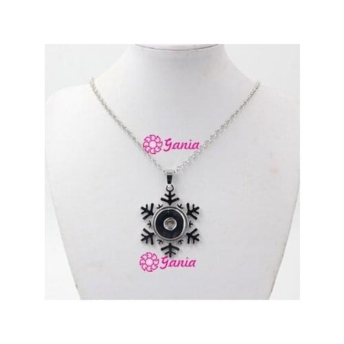 10pcs Wholesale Snowflake Necklace Interchangeable 18mm Button Snowflake Pendant Snap Necklaces Jewelry Collar Bijoux monili