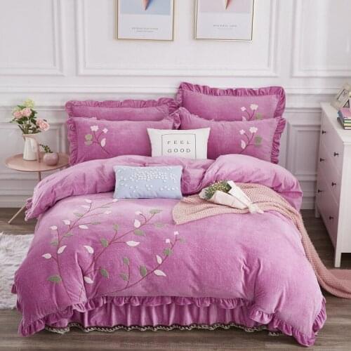 4Pcs Thickened down towel embroidery luxury bedding sets queen king size duvet cover set bed skirt set pillowcase bedclothes