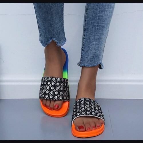 Ladies shoes flat sandals and slippers new style female European and American black and white pattern fashion rhinestone large