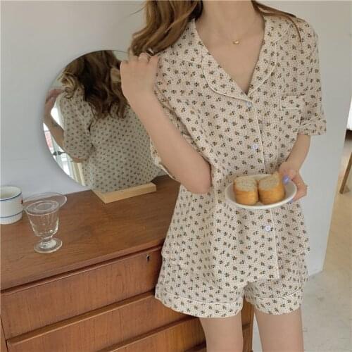 Summer Pajamas Set Floral Print Kawaii Home Suit Single Breasted Shirts + Shorts Set Two Piece Sleepwear Loose Vintage Casual