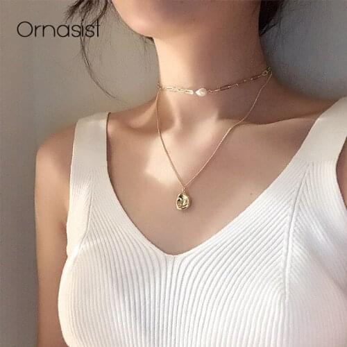 Ornasist Chokers On The Neck