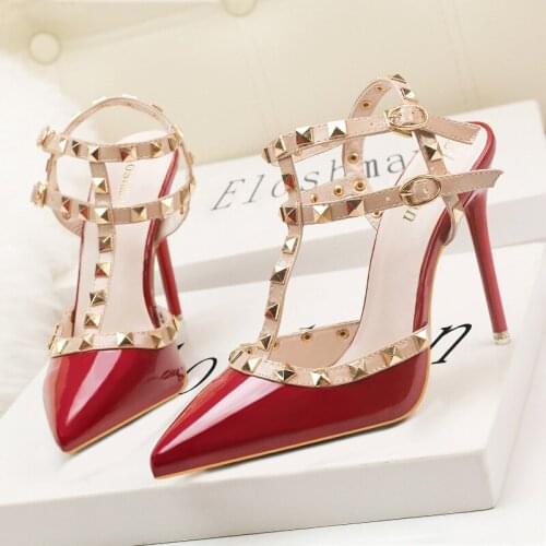 2020 Fashion Pumps Shoes Sexy Pointed Toe Rivet Women Shoes Thin Heels Hollow Super High Heel Shoes 9616-56
