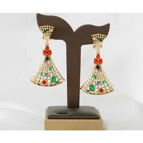 Golden Color Sector Shaped Inlaid Color Crystal Hollow Out Exquisite Style Women Earrings 2021 Popular Design