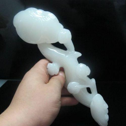 EXQUISITE CHINA 100% NATURAL WHITE JADE HAND-CARVED "LINGZHI&RUYI" STATUE GIFT