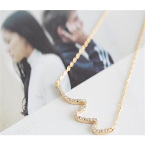 Fashion water wave necklace