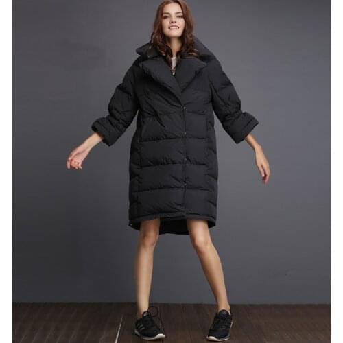 2018 winter The New womens Large size down jacket Loose style fashionable black white coats