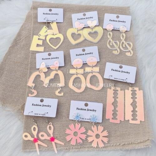 Colorful 2021 Blade Note Peach Heart Hyperbole Earring Change Color Love Flower Acrylic Earrings for Women Fashion Jewelry Gifts