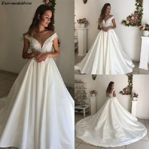Off Shoulder Satin Wedding Dresses 2019 Appliques A-Line Lace Up Back Sweep Train Simple Bridal Gowns Vestido De Noiva Plus Size