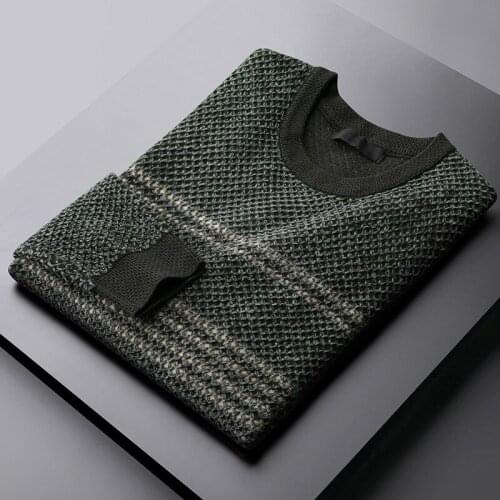 Classic Chenille Mens Sweaters High Quality Round Collar Autumn Winter Contrast Color Sweater Male Fashion Fit Man Sweaters