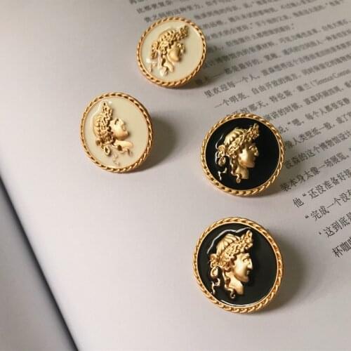 Korean New Retro ins Round Abstract Portrait Stud Earring Female Jewelry for Women Girls Gift
