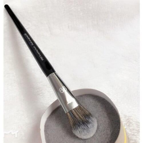 1pcs High-end Facial MMakeup Brush Foundation Blush Set Brush Professional Song Stage Performance beauty tools