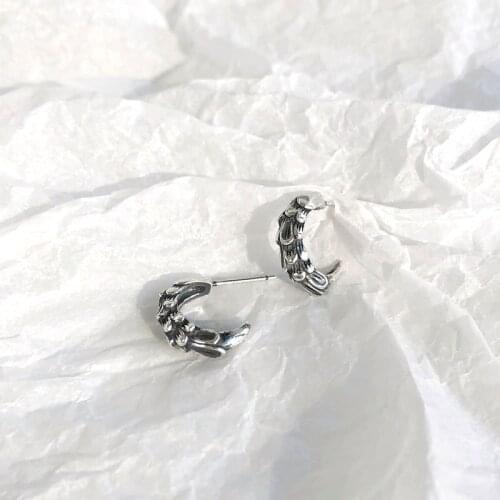 Personality Silver Color Eagle Claw Stud Earrings for Motorcycle Party Retro Punk Earrings Party Earrings Hip Hop Jewelry Gifts