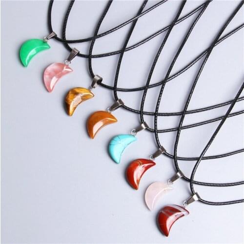 Natural Stone Crescent Moon Necklace Healing Crystal Quartz Reiki Gem Stone Pendant Neckalce for Women Men Energy Jewelry Gifts
