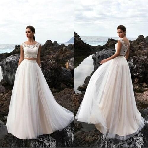 Two Pieces Tulle Summer Beach Wedding Dresses 2019 Bohemia Lace Top Floor Length Wedding Sexy Bridal Gowns With Buttons