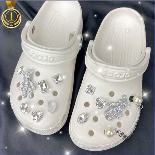 Retro Rivet Croc Charms DIY Shoes Decorations Metal Pearl Chain Croc JIBS Designer 2021 Clogs Buckle Kids Women Girls Gifts