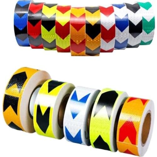 Yemingduo 5CM*45.7M Arrow Guidepost Self-Adhesive Reflective Safety Warning PVC Tape For Road Rraffic Construction Site