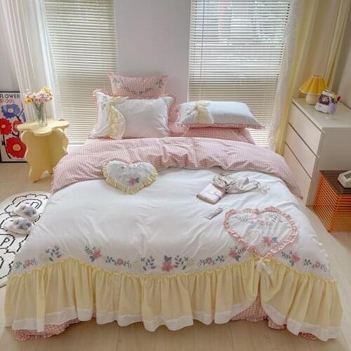 Princess Girl Bedding Set 100% Washed Cotton Flowers Embroidery Ruffles Duvet Cover Quilt Cover Comforter Set Plaid Bed Linen
