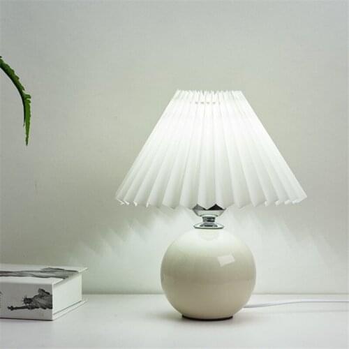 Small Pleated Beside Lamp Table Korean Table Lamps Cute Desk Lamp for Bedroom Girl Princess Bed Lamp Deco Ceramic Base LED Light
