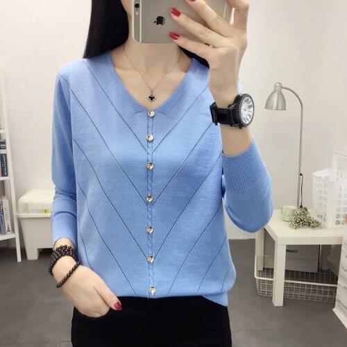 2021 latest large size T-shirt women autumn winter long sleeve top loose V-Neck Sweater women