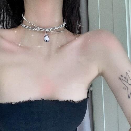 MDNEN Chokers On The Neck